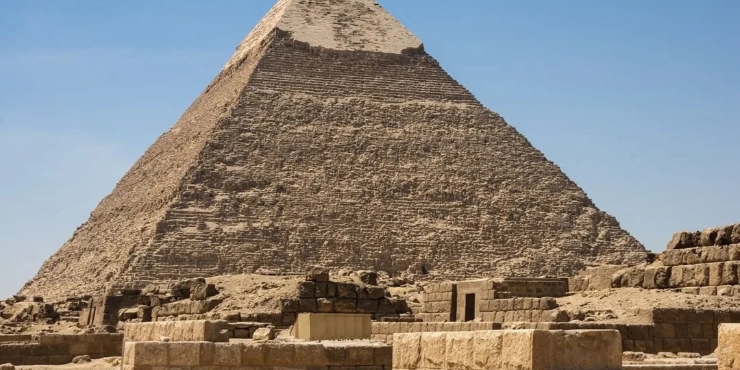 Почему россияне несут миллионы рублей в "сараи", игнорируя биржу?