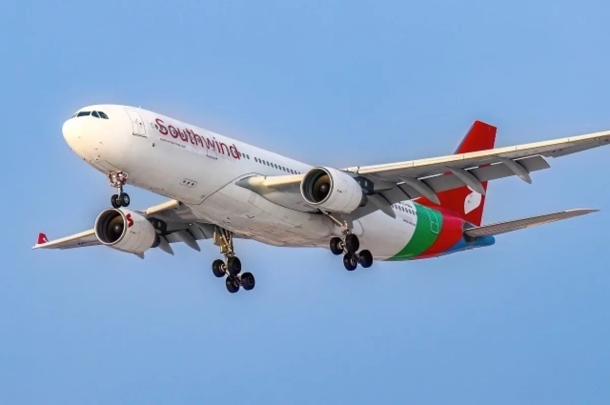    В омском аэропорту приземлился 60-метровый гигант из Турции