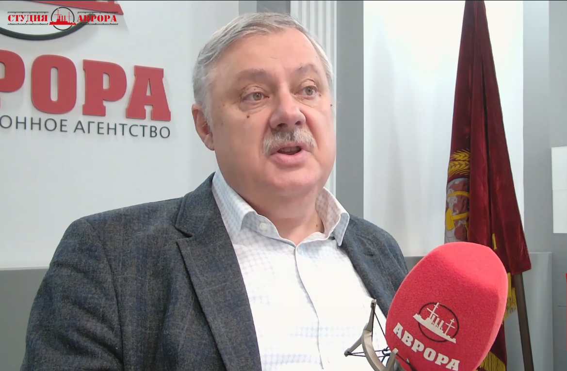 Профессор Дмитрий Евстафьев.