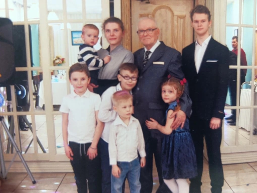 Листайте вправо, чтобы увидеть больше изображений