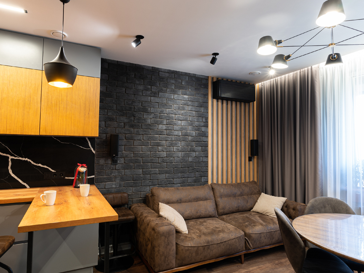 Знаете ли вы, что Алисе можно поручить закрывать и открывать шторы? 