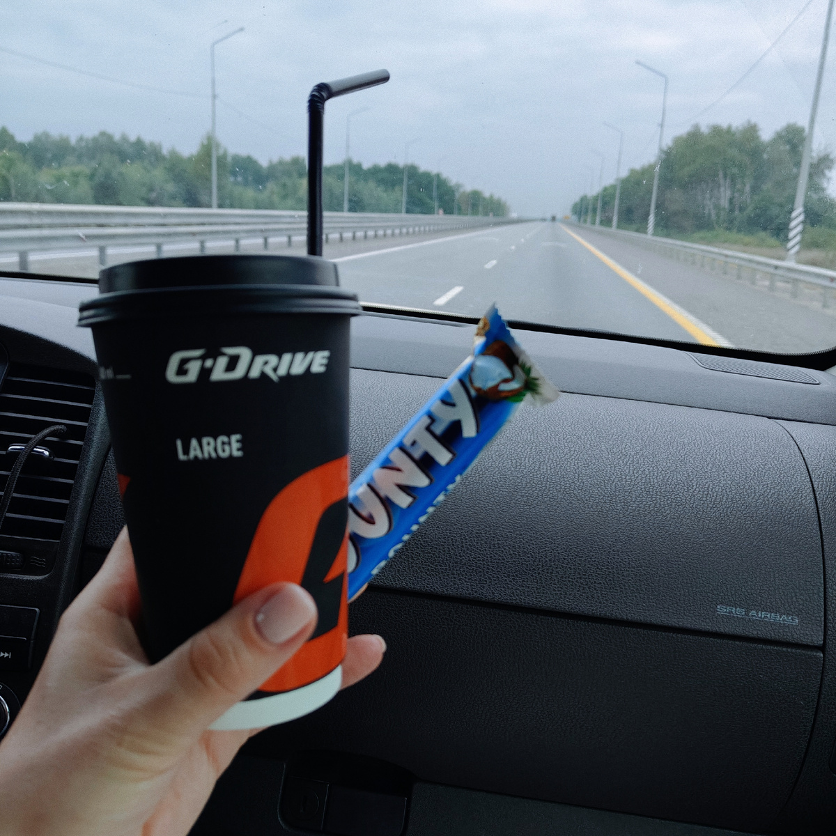 Вкусности сокращают время в дороге (фото автора)