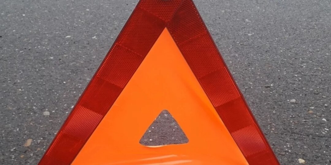 В ДТП с трактором в Смоленском округе пострадали два человека