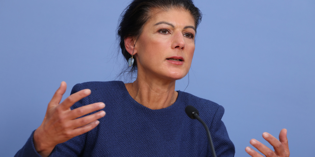 Вагенкнехт призвала ФРГ заканчивать с санкциями против России