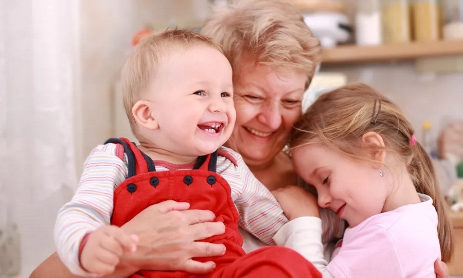 Кто придумал бабушек?