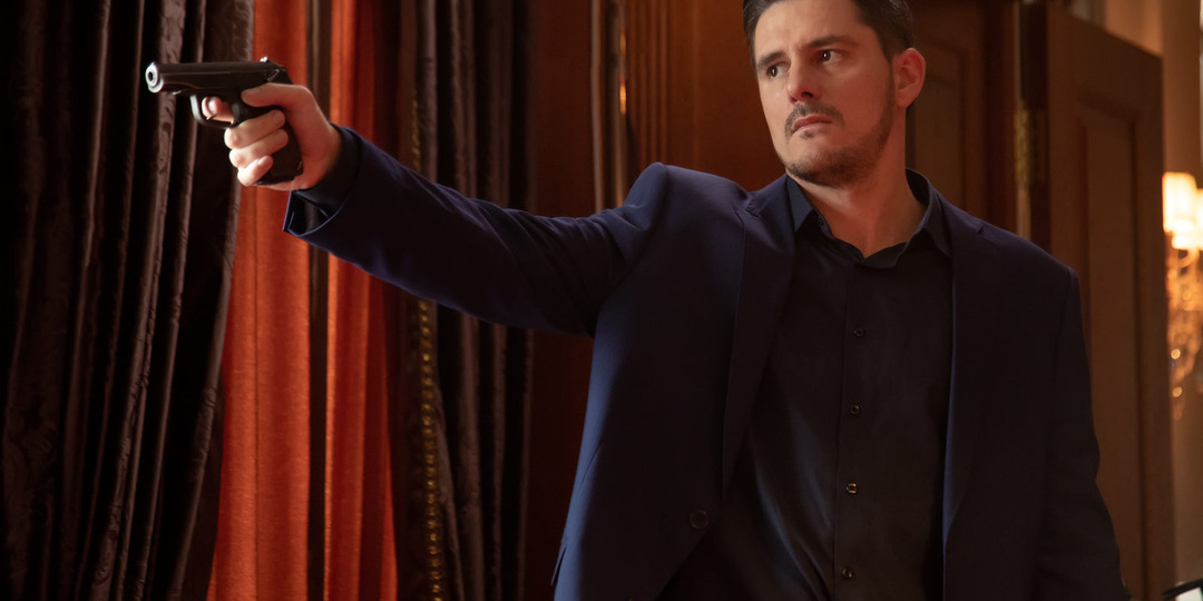 Как звезда «Невского» покорил российское ТВ: Дмитрию Паламарчуку — 42