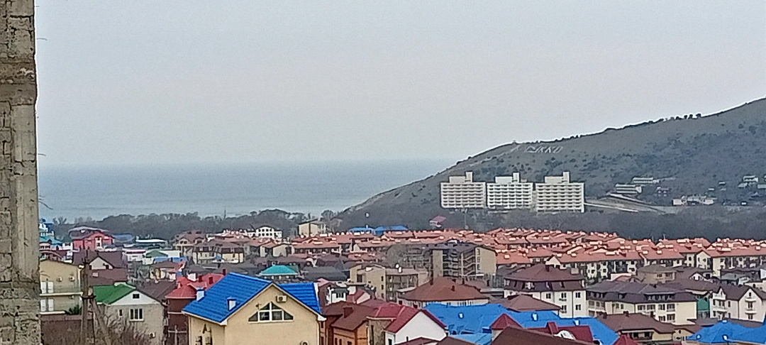 Пасмурный весенний день в Сукко