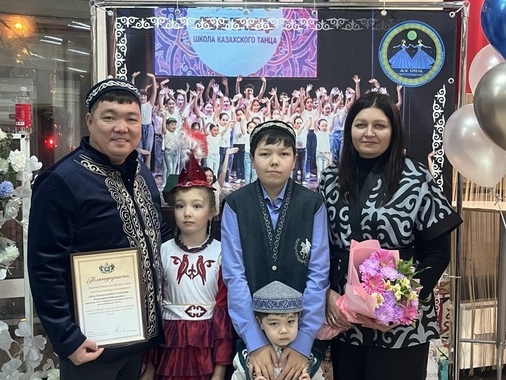 «Вдвойне счастливые»: как семья из Тюмени встречает Ураза-байрам и объединяет две культуры