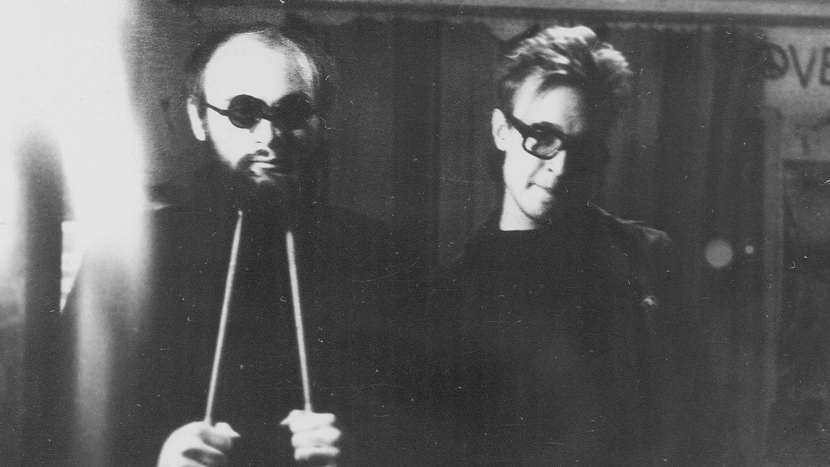 Евгений "Джефф" Филатов и Егор Летов. 1986 год. Фото сообщества "ГрОб-Рекордз" Вконтакте.