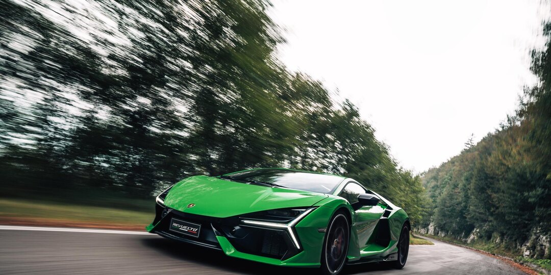 Lamborghini отложила на потом выпуск электросуперкара