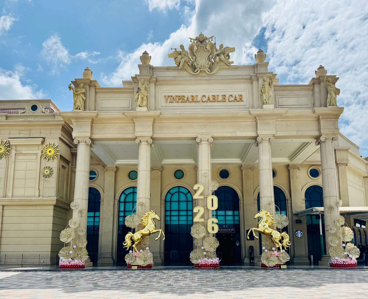 Вход на канатку в Нячанге