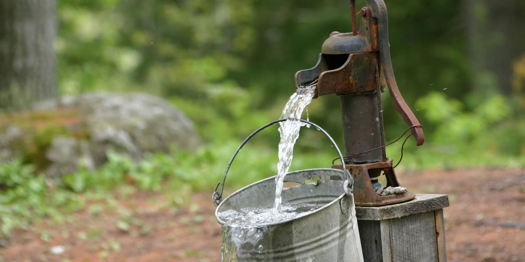Кристально чистая, но пить нельзя! Старые способы проверки воды из скважины, которыми пользуюсь сам