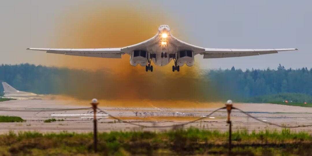 Новая ракета «Изделие-30» для Ту-160 «Белый лебедь» сломала логику ПВО