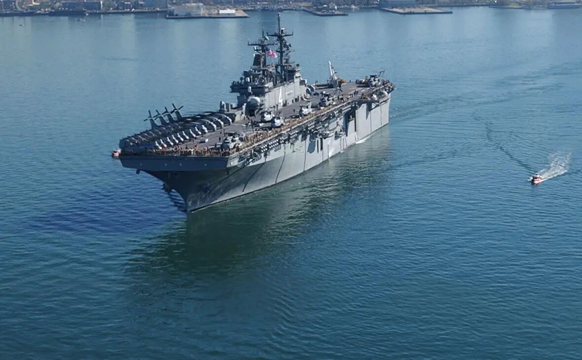    Источник: Десантный корабль USS Boxer Фото: Gregory Badger / U.S. Navy / Getty Images. rbc.ru Диана Петровская