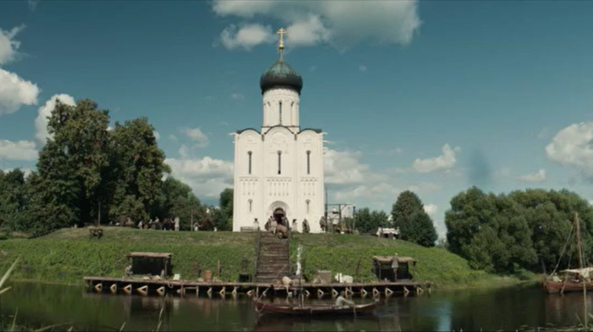 Церковь Покрова на Нерли. Кадр из сериала "Князь Андрей".