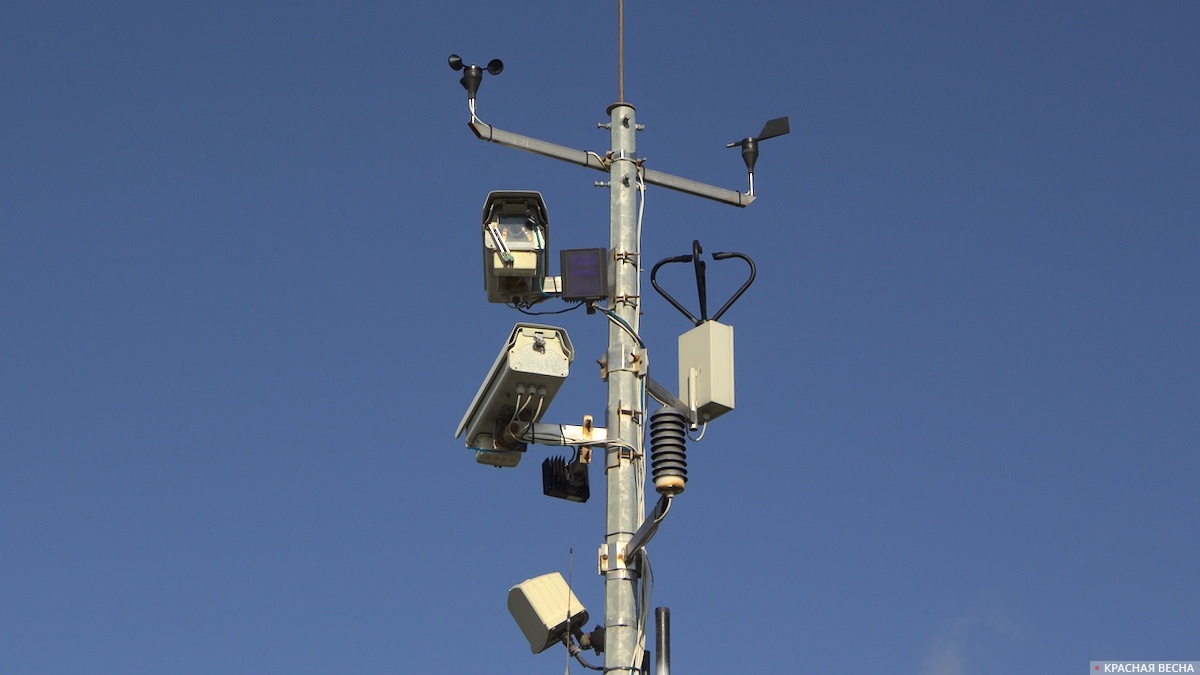     Видеофиксация нарушений ПДД   
Павел Редин © ИА Красная Весна