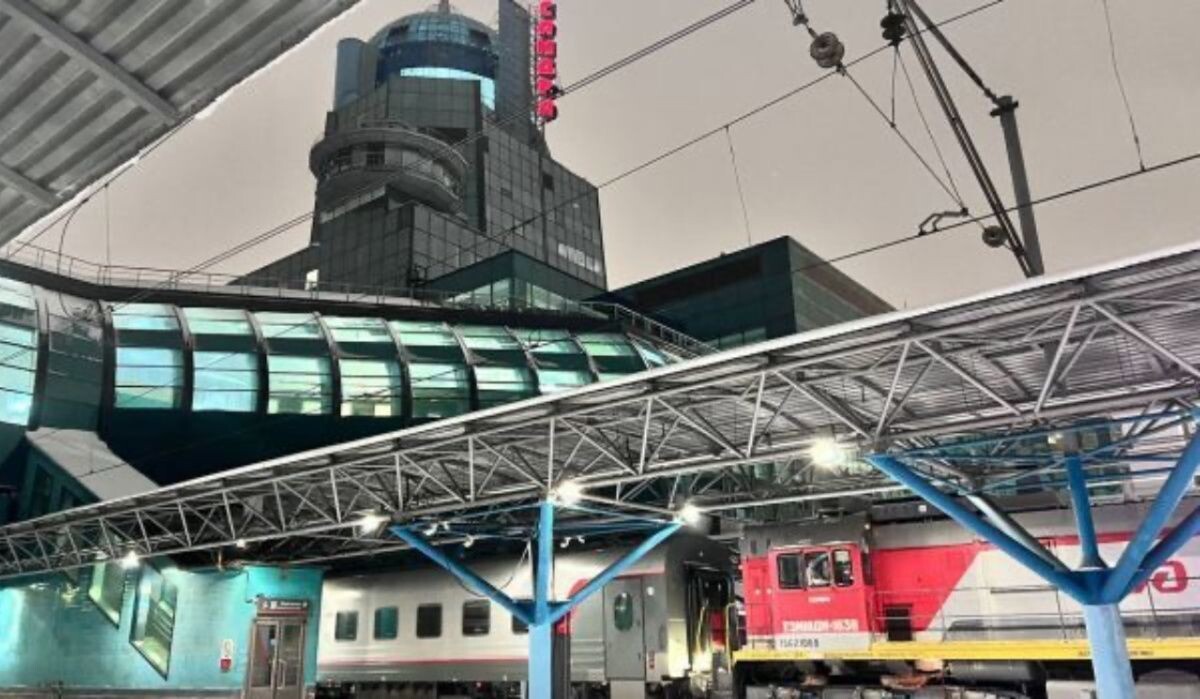     Железнодорожный вокзал. Источник: samadm.ru Автор фото: Алина Нафигина