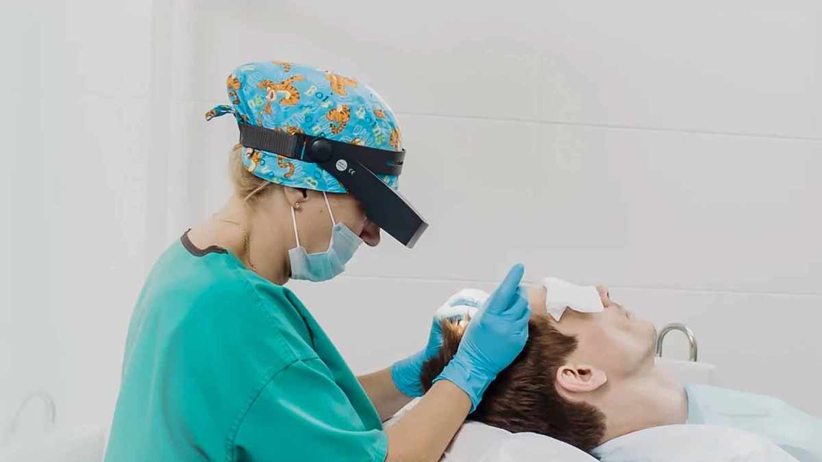 Клиника HFE применяет уникальную бесшовную пересадку волос по методике Hair For Ever.
Фото: Клиника HFE