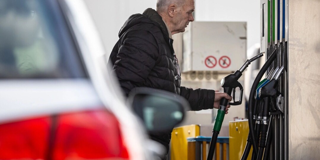 Нефть своя, а цены на бензин растут. Прогноз экспертов по стоимости топлива к лету