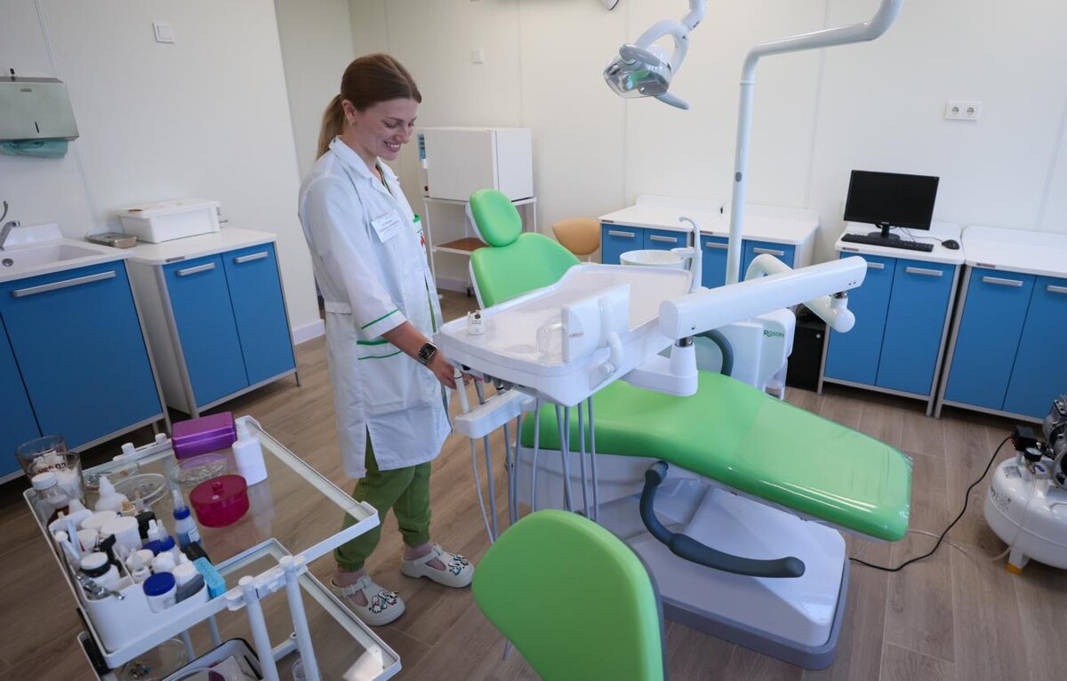    Минздрав РФ проработает включение в ОМС профессиональной гигиены полости рта детям