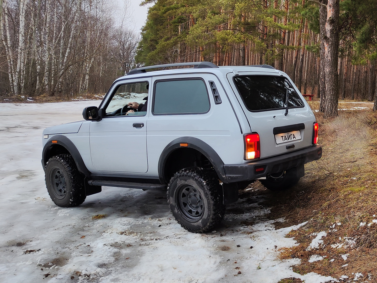    Lada Niva Тайга   
Промтех