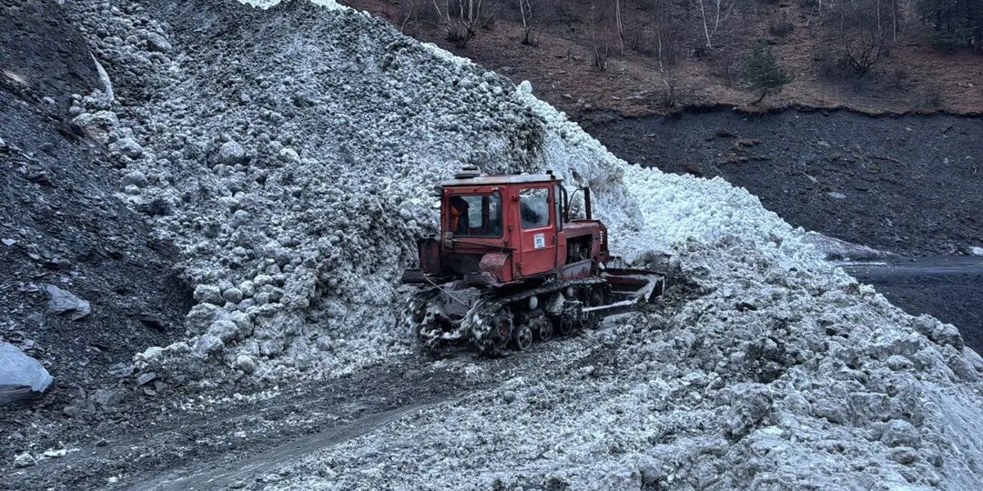 Угрозу схода лавин объявлена в горах Дагестана