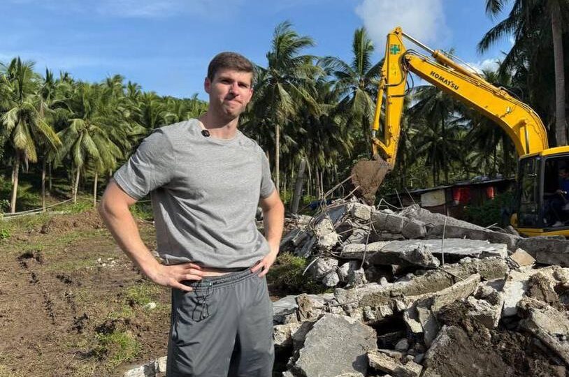 Он просто выбрал быть счастливым