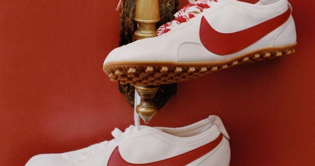 Новый претендент на звание самых модных кроссовок сезона — ретро-модель Nike Moon Shoе 1971 года, c которой началась история знаменитой