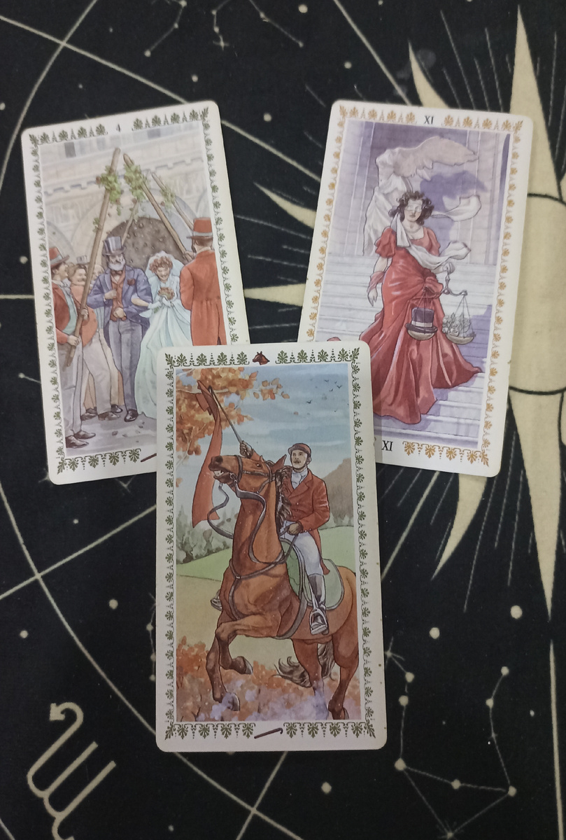 Расклад таро на тему: Что он/она думает о вас?