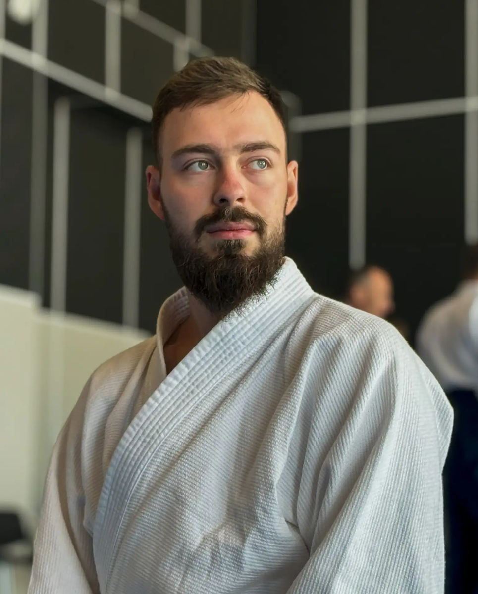 Илья Бушманов