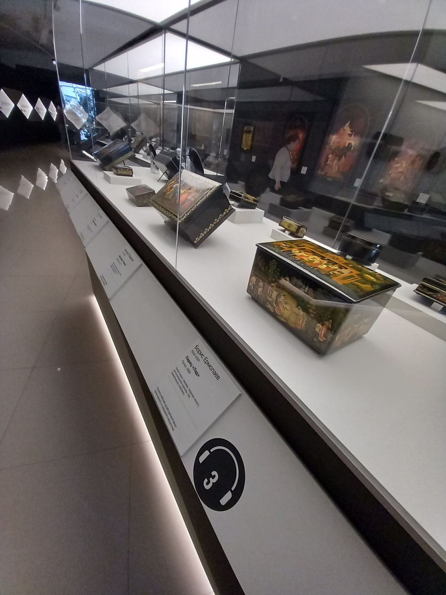 "Большая история в миниатюре". Фото автора.