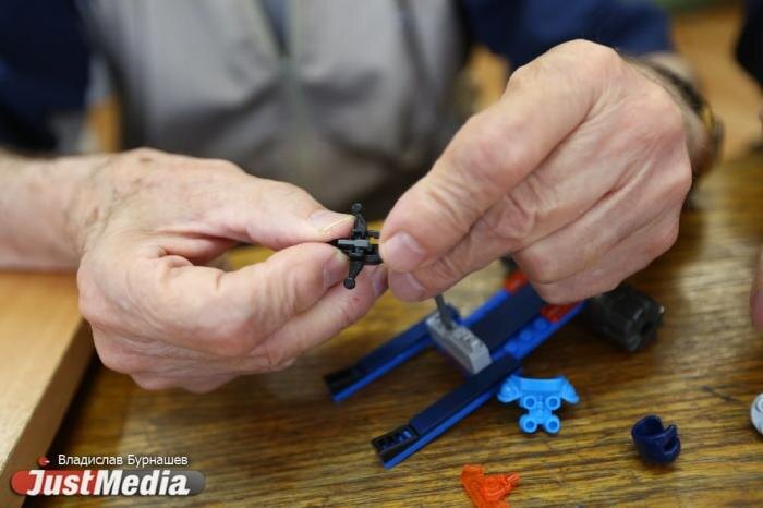 В Китае 22-летняя девушка переехала в дом престарелых ради экономии