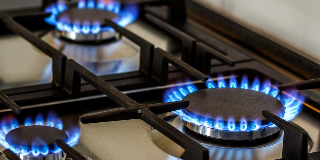 "Газовая компания требует документы на плиту для заключения договора ТО, а их нет? Закон на вашей стороне!"