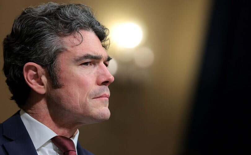 Директор Национального контртеррористического центра Джозеф Кент выступает перед Комитетом Палаты представителей по внутренней безопасности в административном здании Кэннон-Хаус 11 декабря 2025 года в Вашингтоне, округ Колумбия. Anna Moneymaker/Getty Images