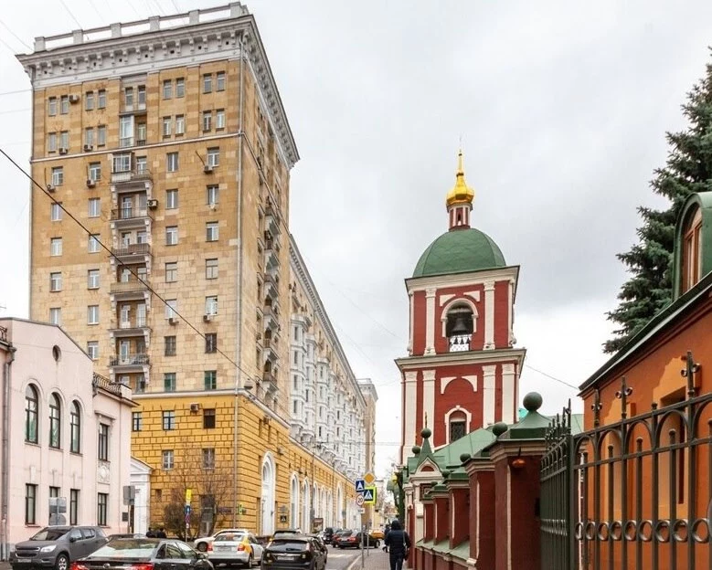 Улица Гончарная. В этом доме жил Валерий Викиторович. Источник https://www.mirkvartir.ru.