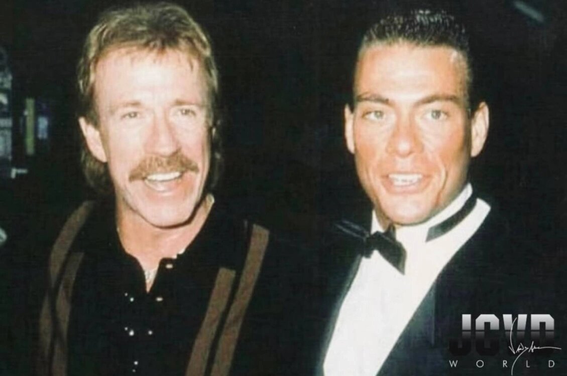 Чак Норрис и Жан-Клод Ван Дамм. ФОТО: Instagram Ван Дамма (запрещенная в России соцсеть; принадлежит компании Meta, признанной экстремистской организацией и запрещенной в РФ)📷
