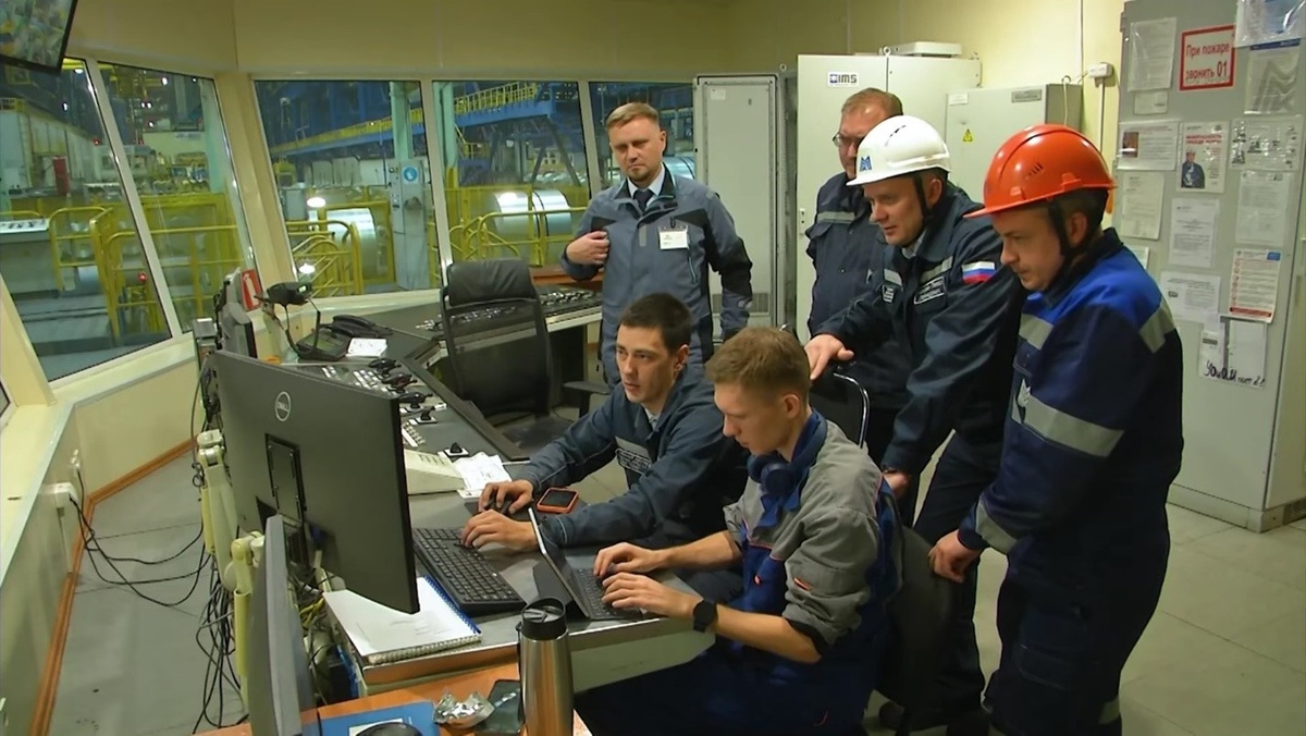 Специалисты ООО «РнД МГТУ», ООО «ММК­Информсервис» и ЛПЦ ­11 ПАО «ММК»