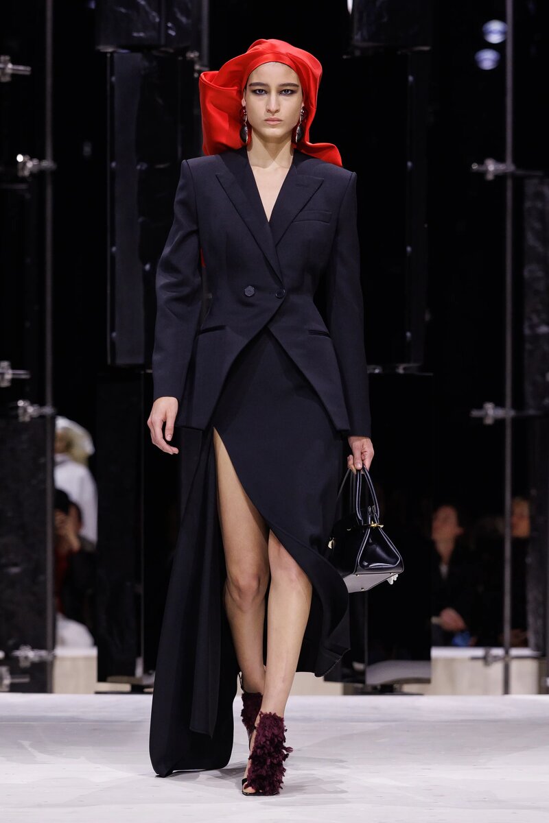 Givenchy Fall 2026 Ready-To-Wear