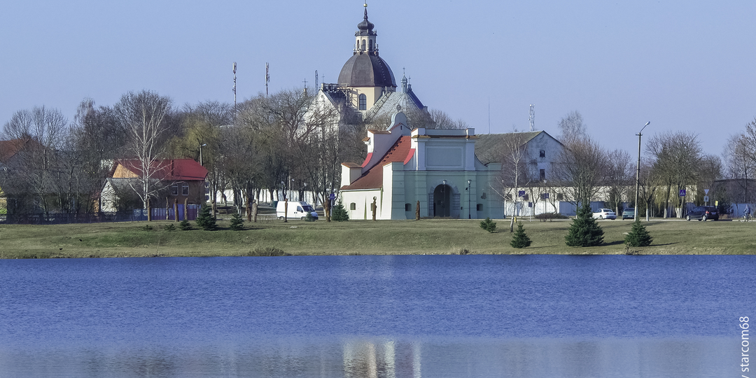 Мартовская архитектурная прогулка по Несвижу