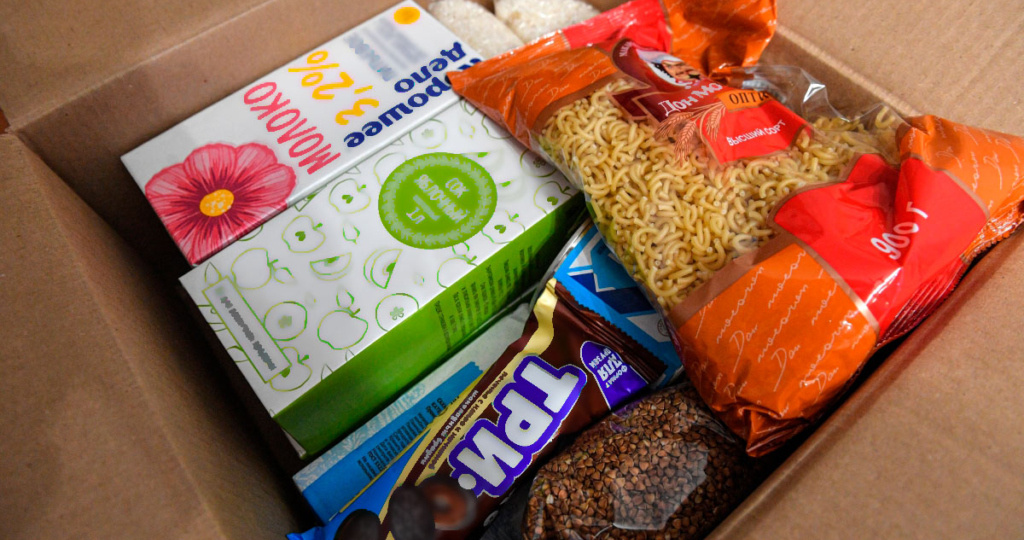 – Здесь кормят и поят нас, обездоленных!