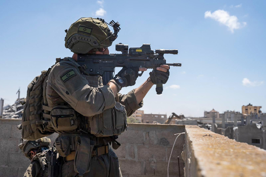    IDF/XinHua/Global Look Press