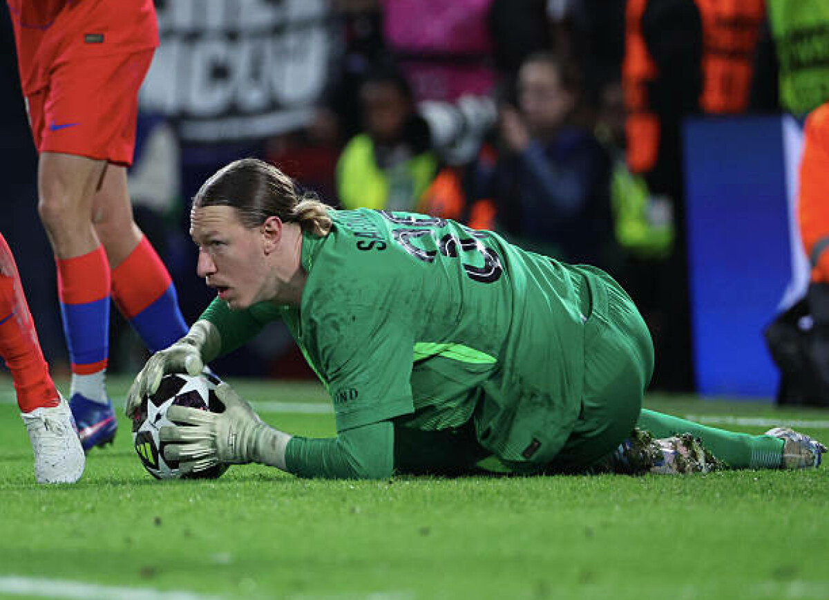     Homme du Match (Франция): хладнокровная игра Сафонова – один из главных факторов успеха «ПСЖ»