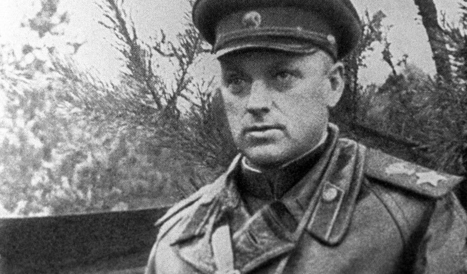 Почему Рокоссовский командовал Парадом Победы, а не Жуков