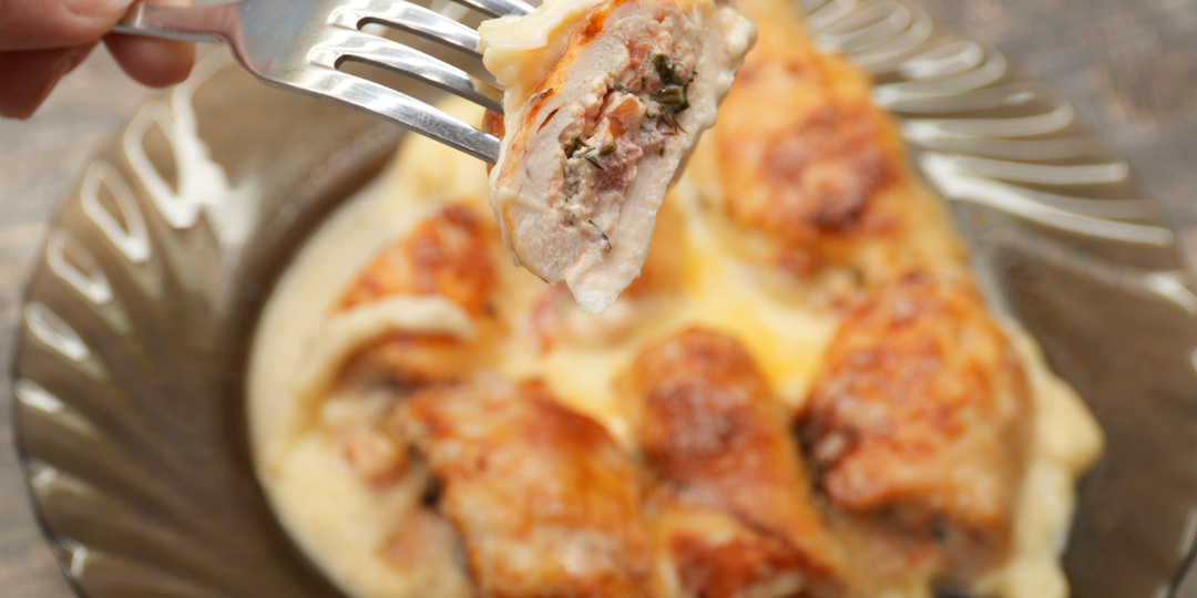 Снаружи румяные, внутри сочные: мой способ готовить грудку