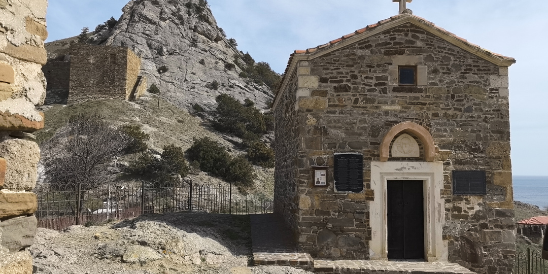 Старинный храм и очередной подвиг