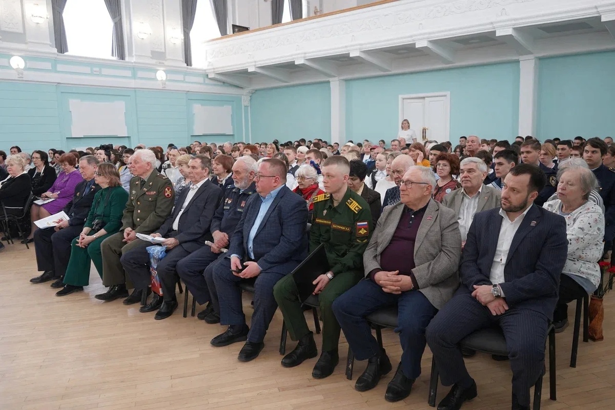  «Мемориалы Саратова — значимый вклад в патриотическое воспитание молодёжи 