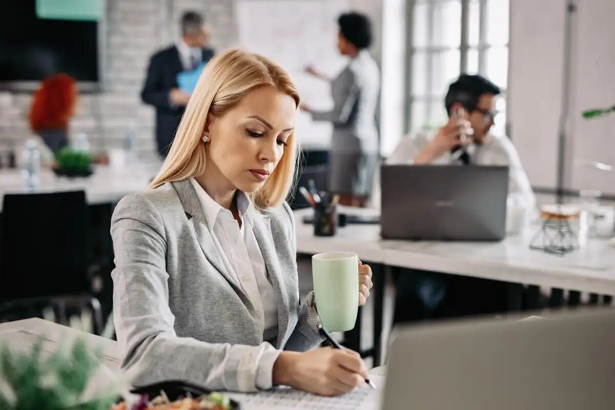    © freepik.com/Drazen Zigic