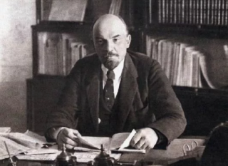 Меню Ленина: что предпочитал есть вождь пролетариата после захвата власти