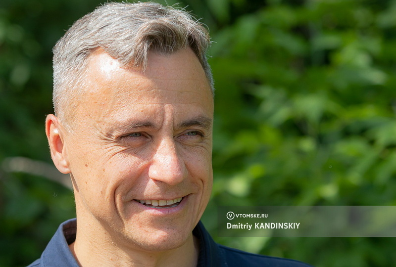 Депутат Госдумы от Томской области Самокиш обматерил покойного актера Чака Норриса и своих подписчиков