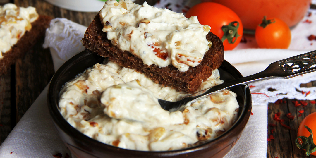 Потрясающе нежная луковая намазка - вы будете готовить её снова и снова